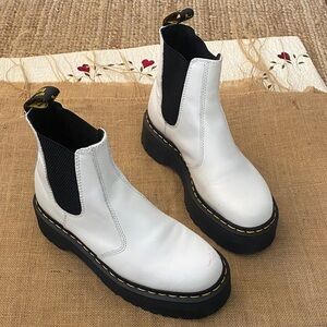 Dr Martens 2976 Quad White Leather Chelsea Boots White & Black 10L